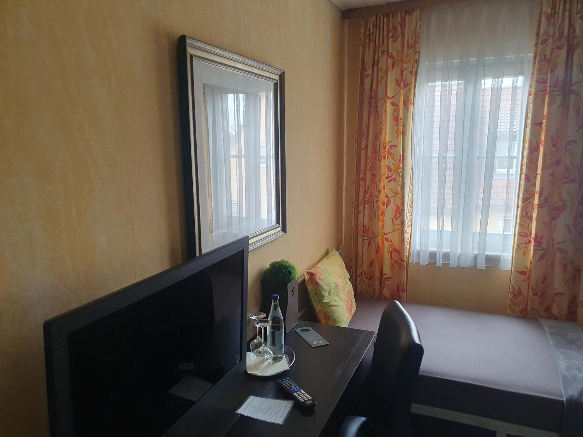Gasthaus Krone Wiesentheid Ngoại thất bức ảnh